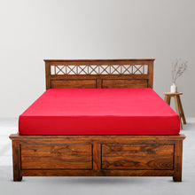 Load image into Gallery viewer, Mattress Protector Spill Proof &amp; Soft - Cherry Red (7487020597412)
